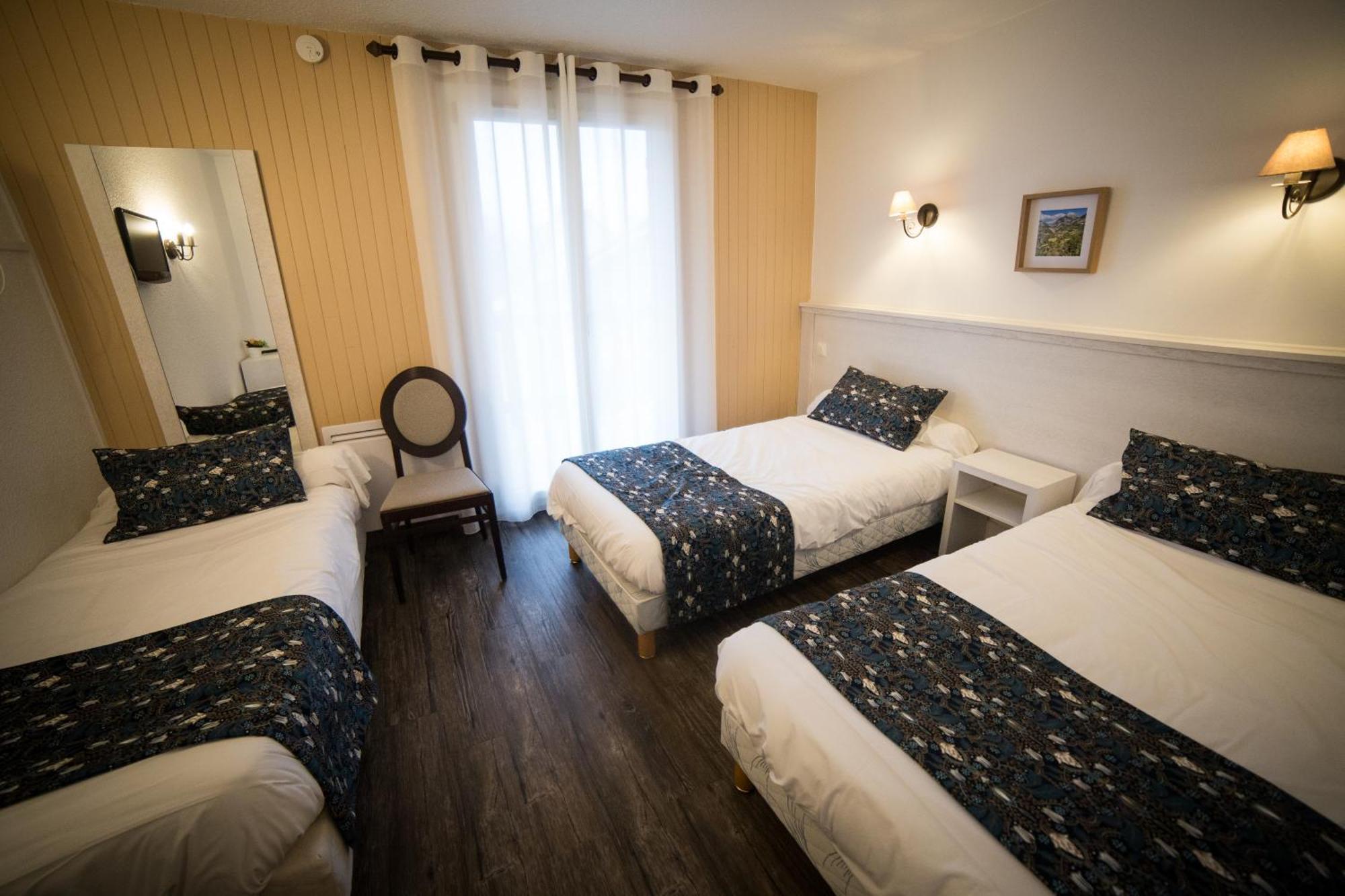 Le Catinat Fleuri Hotel กิลเลสตร์ ภายนอก รูปภาพ